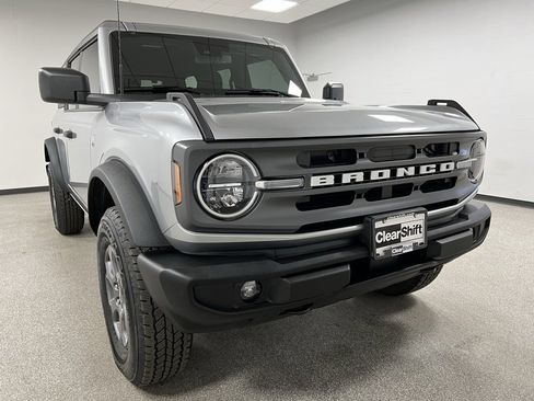 Used 2024 Ford Bronco Big Bend image 2