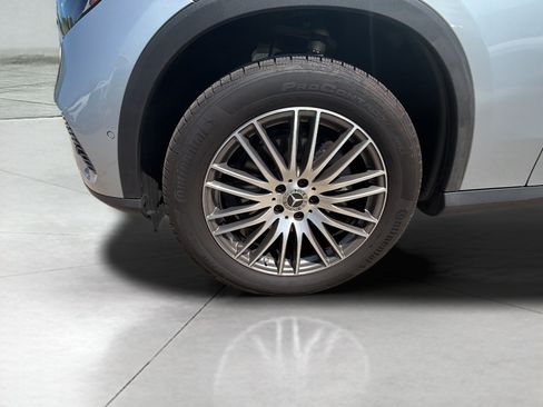 Certified 2026 Mercedes-Benz GLC 300 4MATIC image 9