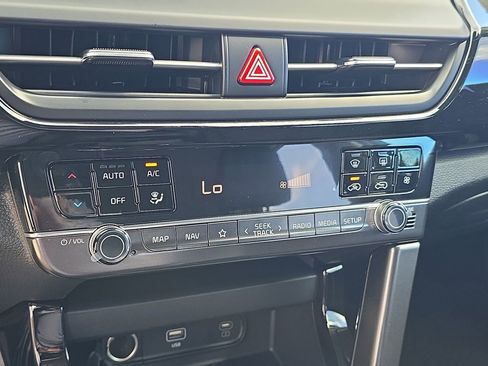 New 2026 Kia Seltos S FWD image 24