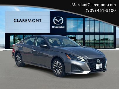 Used 2024 Nissan Altima 2.5 SV