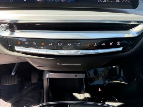 Used 2024 Cadillac Lyriq Sport AWD/4WD image 22