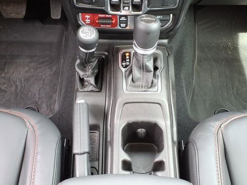 Used 2026 Jeep Gladiator Rubicon AWD/4WD image 21