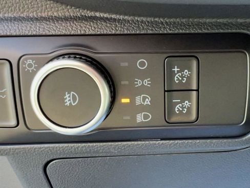 New 2025 Ford Explorer Active w/ Active Comfort Package image 21