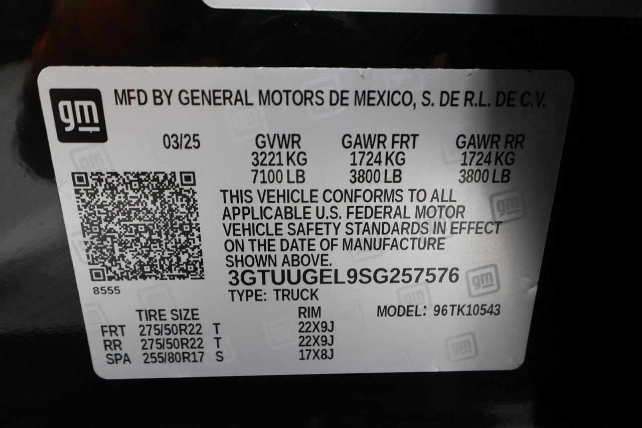 Certified 2025 GMC Sierra 1500 Denali w/ Denali Reserve Package AWD/4WD image 35