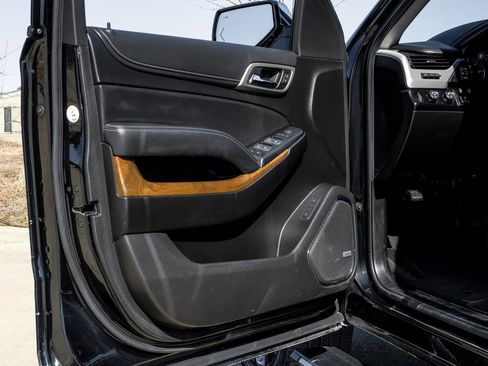 Used 2020 GMC Yukon Denali w/ Denali Ultimate Package image 47