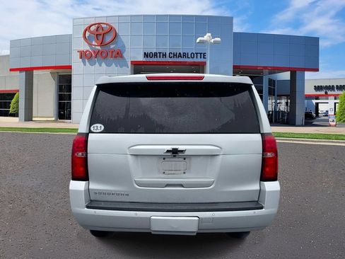 Used 2018 Chevrolet Suburban LT AWD/4WD image 6