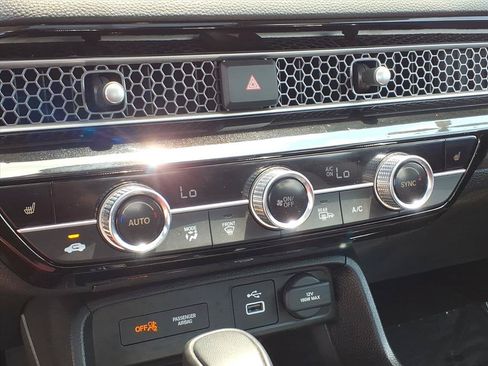 Used 2024 Honda Civic EX image 7