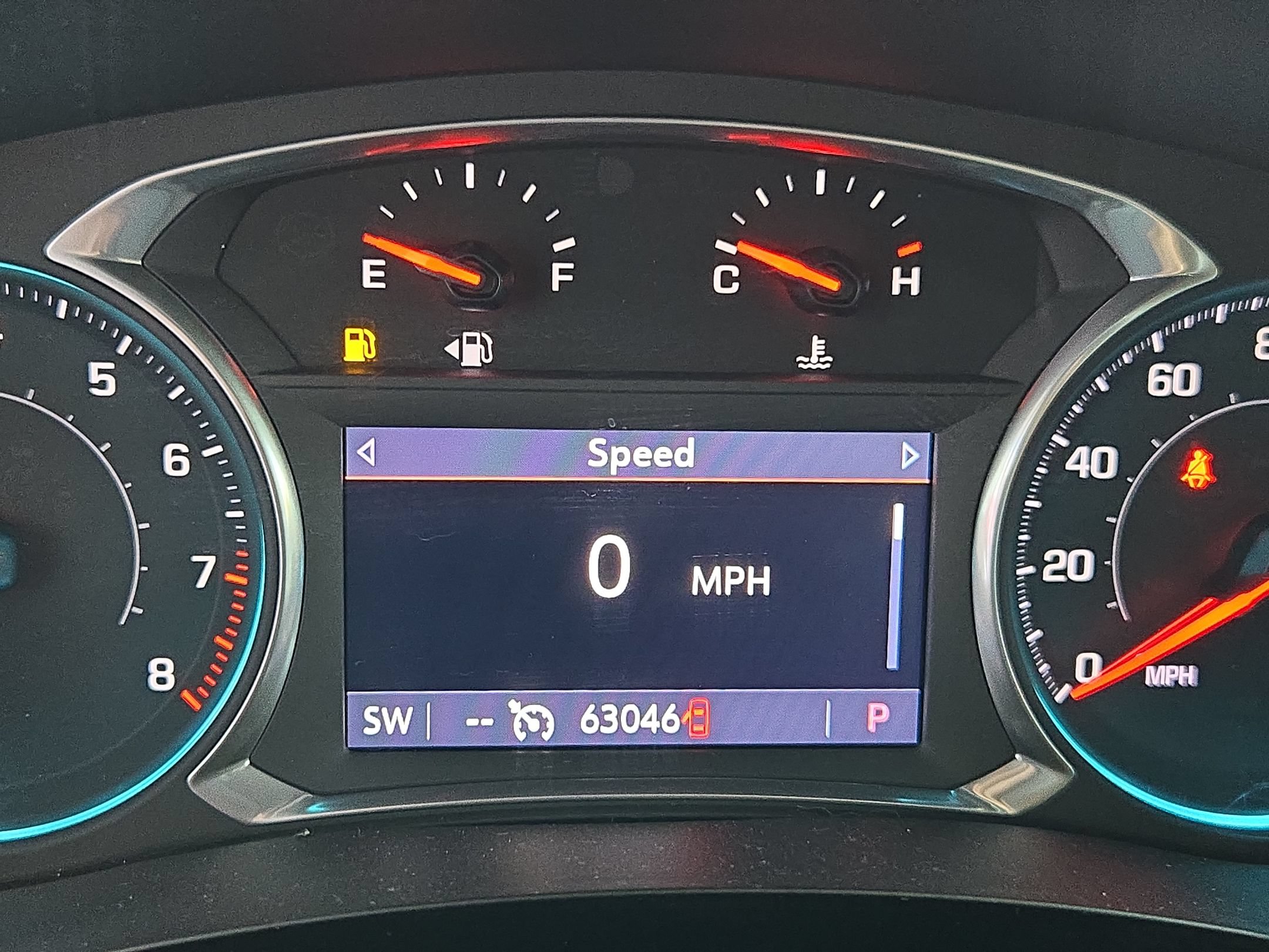 Used 2022 Chevrolet Traverse LT FWD image 29