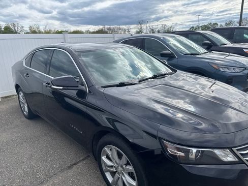 Used 2019 Chevrolet Impala LT FWD image 8