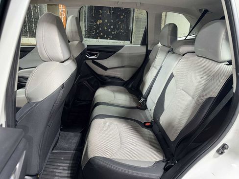 Used 2021 Subaru Forester Premium image 17