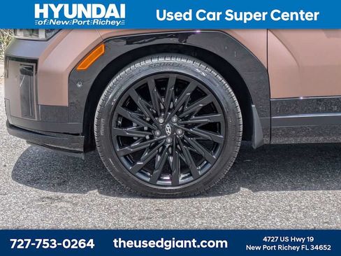 Used 2025 Hyundai Santa Fe Calligraphy FWD image 10