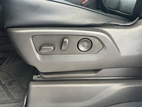 Used 2023 Chevrolet Silverado 1500 LT RWD image 41