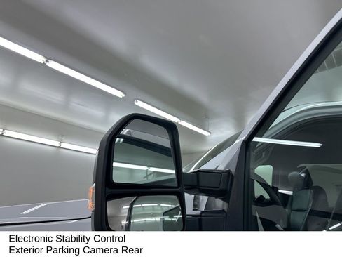 Used 2018 Ford F250 Lariat w/ Lariat Value Package image 18