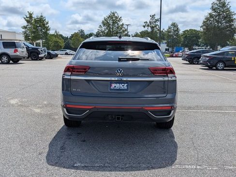 Used 2023 Volkswagen Atlas Cross Sport SE FWD image 6