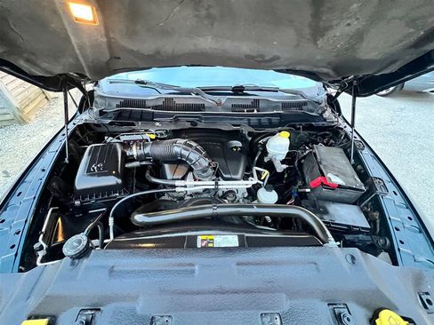 Used 2011 RAM 1500 Sport image 32