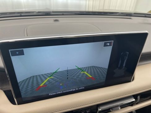 Certified 2023 Lincoln Nautilus Reserve image 18