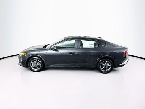New 2026 Kia K4 FWD image 8