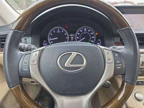 Used 2013 Lexus ES 350 image 16