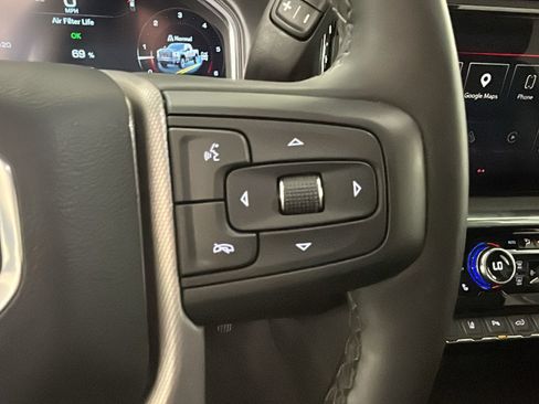 Used 2025 GMC Sierra 2500 Denali w/ Denali Reserve Package AWD/4WD image 21