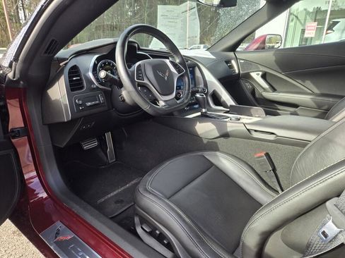 Used 2019 Chevrolet Corvette Stingray Convertible w/ 2LT Preferred Equipment Group image 17