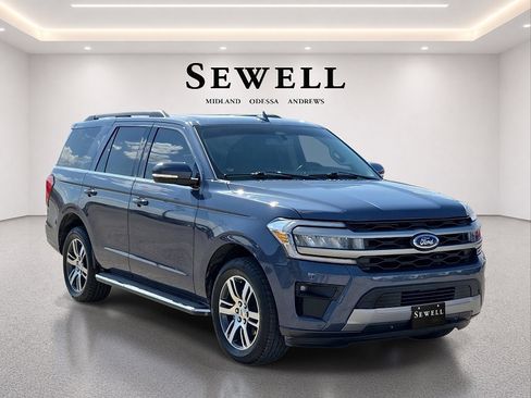 Used 2023 Ford Expedition XLT RWD image 6