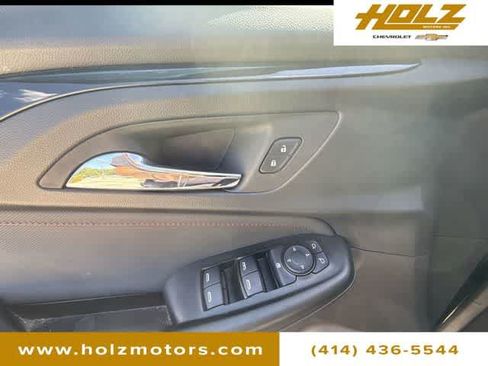 Certified 2023 Chevrolet TrailBlazer RS w/ Sun and Liftgate Package AWD/4WD image 24