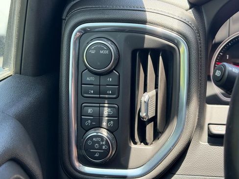 Used 2020 Chevrolet Silverado 2500 High Country w/ Z71 Off-Road Package AWD/4WD image 16