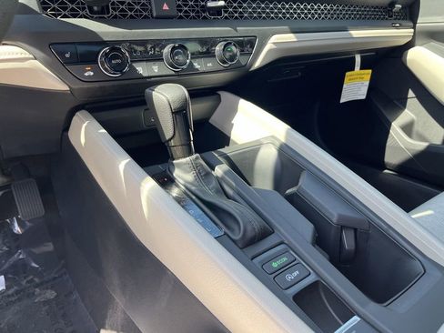 New 2025 Honda Accord SE image 16