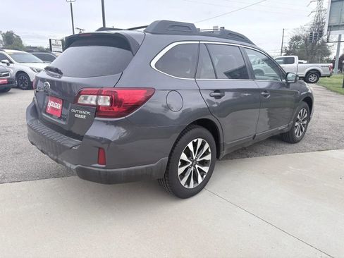 Used 2015 Subaru Outback 2.5i Limited AWD/4WD image 4