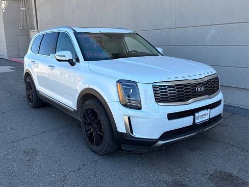 Used 2020 Kia Telluride S w/ S 8 Passenger Seating Package image 3