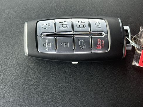 Used 2023 Genesis GV70 2.5T w/ Sport Prestige Package AWD/4WD image 6