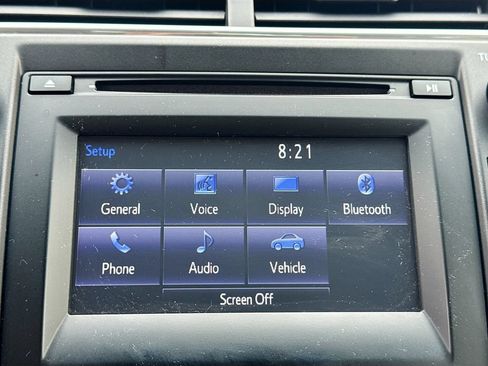 Used 2015 Toyota Camry LE FWD image 13