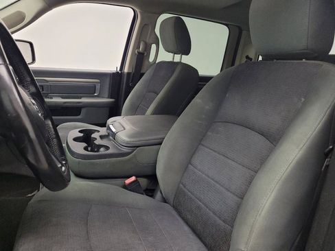 Used 2020 RAM 1500 Classic SLT w/ Luxury Group image 17