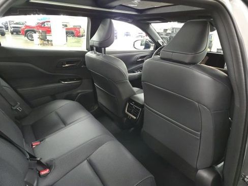 New 2026 Toyota Crown Platinum image 11