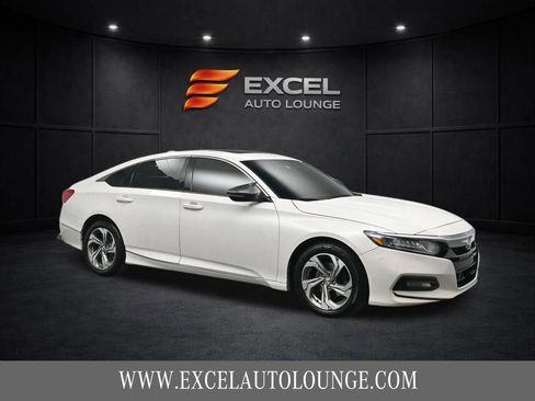 Used 2018 Honda Accord EX image 8