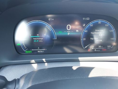 Used 2025 Toyota Crown Signia image 21