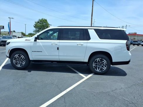 New 2026 Chevrolet Suburban Z71 w/ Comfort Package AWD/4WD image 6