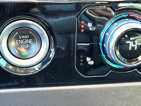 Used 2024 GMC Sierra 1500 Elevation image 27