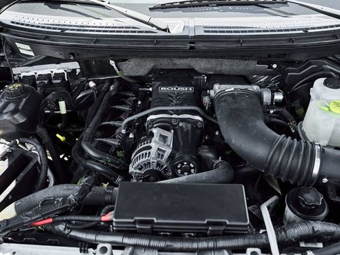 Used 2013 Ford F150 Raptor w/ Luxury Equipment Group AWD/4WD image 2
