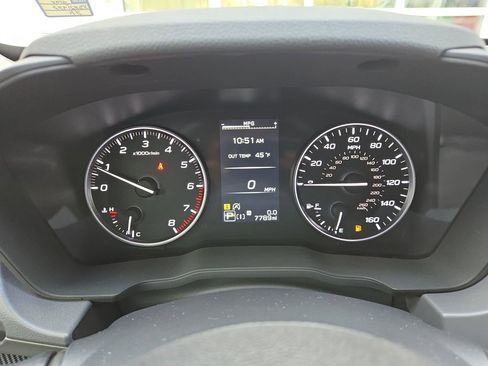 Used 2025 Subaru Crosstrek 2.0i Premium image 23