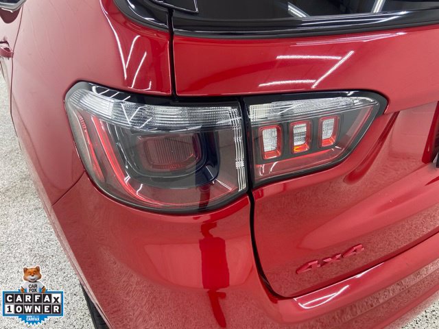 Used 2022 Jeep Compass Limited AWD/4WD image 11