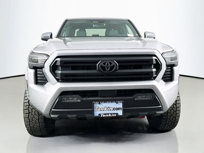New 2025 Toyota Tacoma SR5