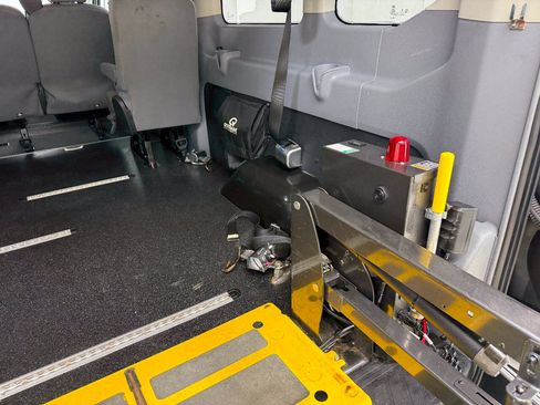 Used 2019 Ford Transit 350 XLT RWD image 88