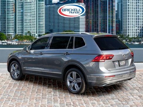Used 2019 Volkswagen Tiguan SEL Premium w/ 3rd Row Seat Package image 7