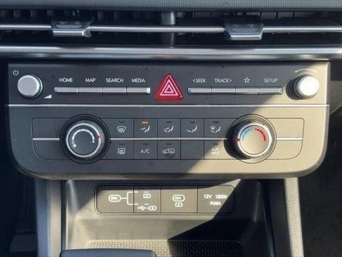 Certified 2026 Hyundai Tucson SE FWD image 9