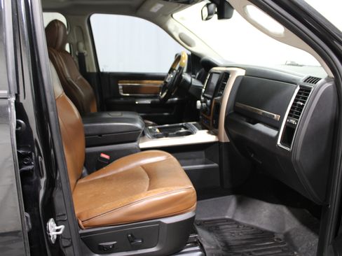 Used 2016 RAM 1500 Laramie Longhorn w/ Convenience Group image 24