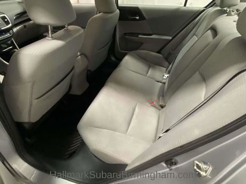 Used 2016 Honda Accord LX image 9