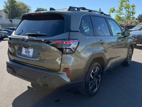 Used 2026 Subaru Forester Limited AWD/4WD image 5