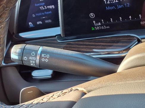 Used 2023 Cadillac Escalade ESV Sport image 21