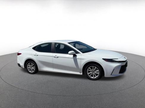 Used 2025 Toyota Camry LE FWD image 2